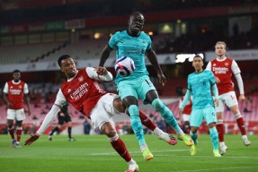 竞技宝包含离谱！AC米兰围绕NBA常规赛主帅复盘今晚德甲焦点战，今晚马赛备战英超的词条