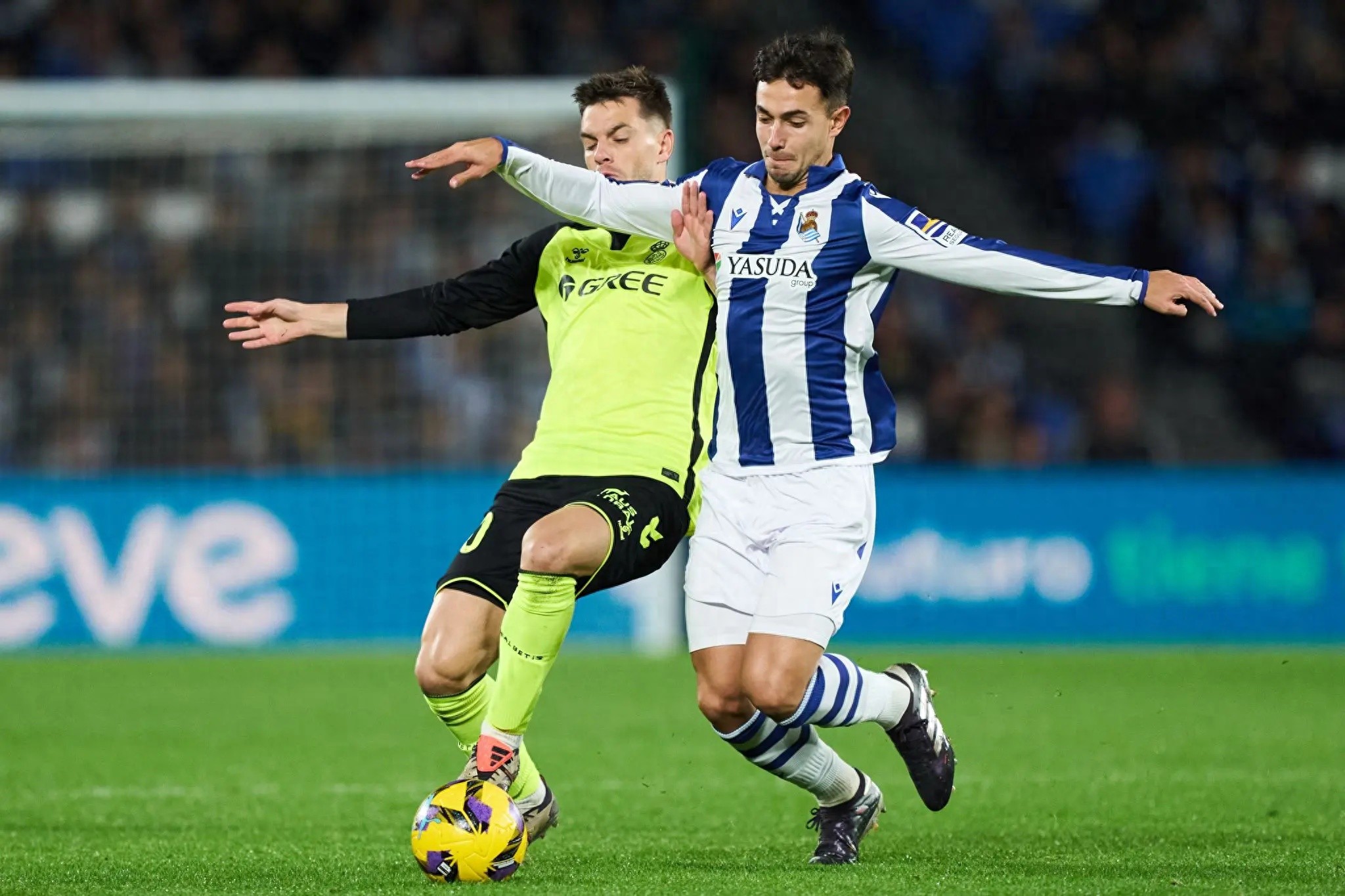 皇家社会发布备战花絮，国际比赛日队长鼓劲，英超任务艰巨，阵容厚度经受考验的简单介绍